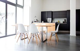 Wohnhaus in Aldingen, kreativer Megaplan-Steinboden